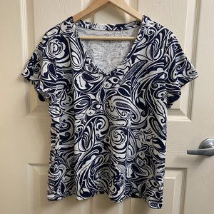Talbots Slub V-neck, Short Sleeve Tee in Navy and White pattern, XL Petite